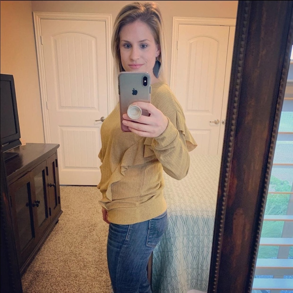 [143 Story] Mustard Ruffle Top - Picture 3 of 3